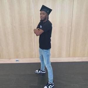 Meet your Posher, Jamal